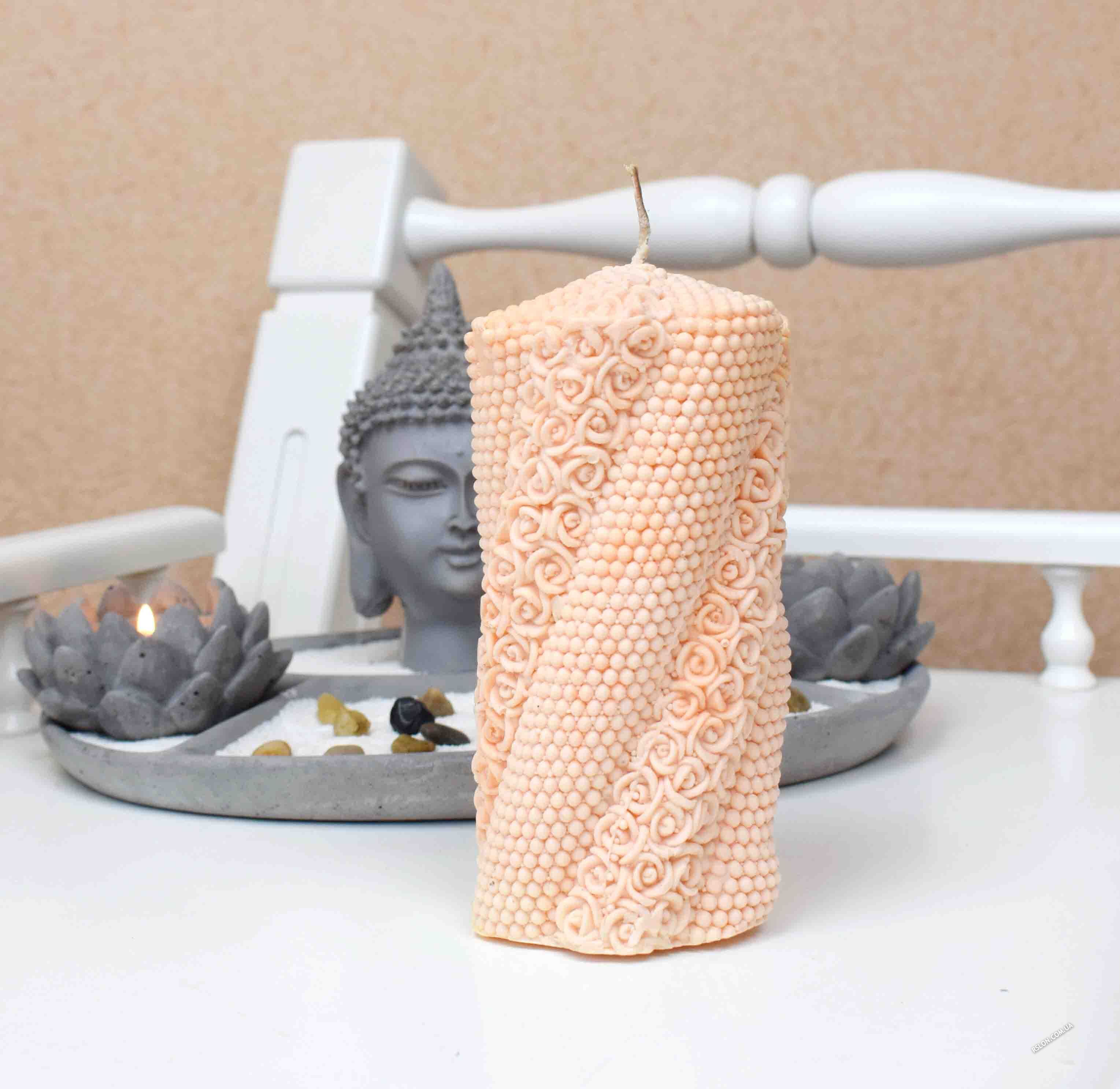 Свічка "Кали".Колір: Білий Висота:13см. Матеріал:Парафін.