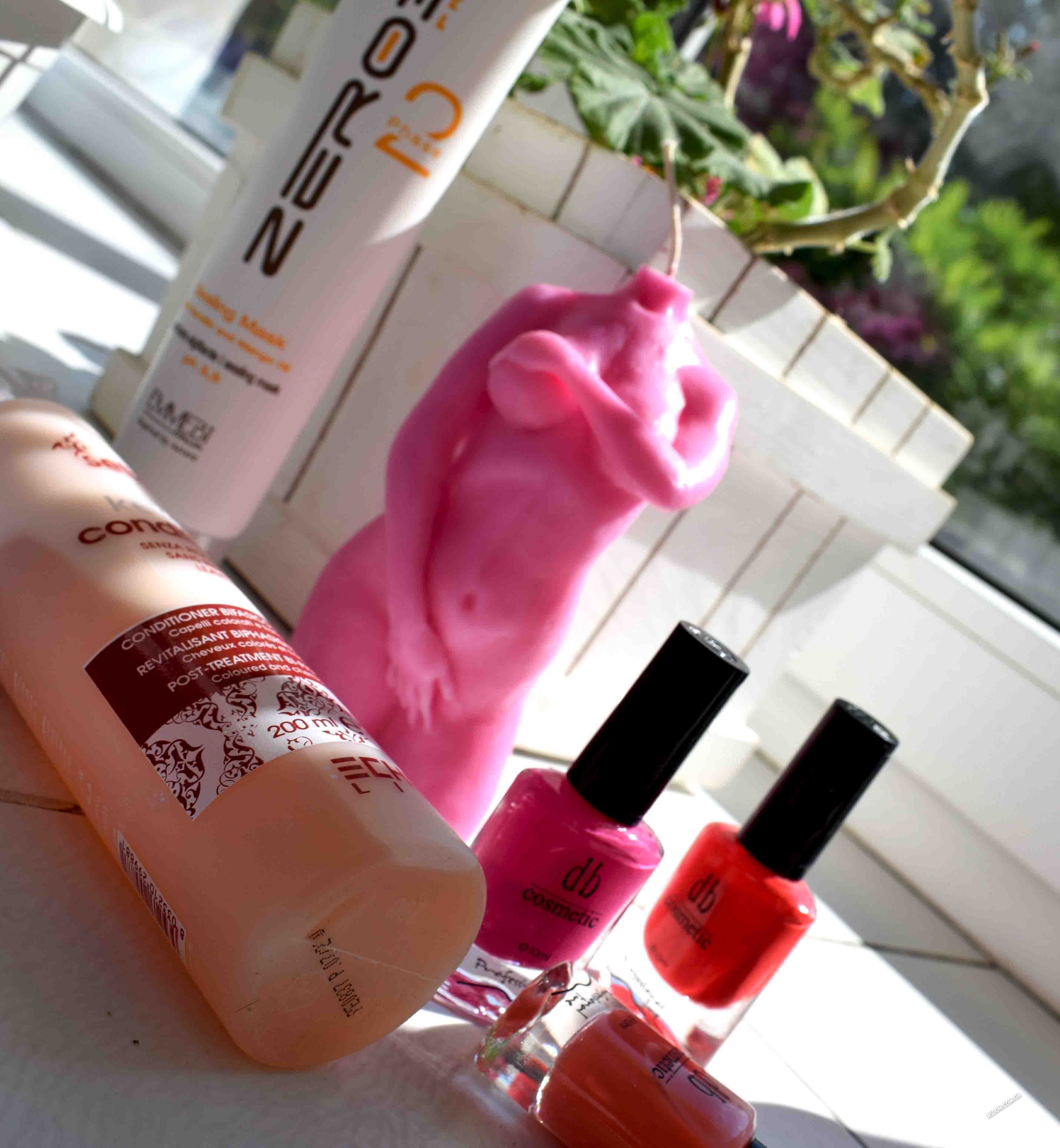 Свічка жіноча фігура "Афродіта".Колір: Рожевий Висота: 13.5 см. Матеріал: парафін