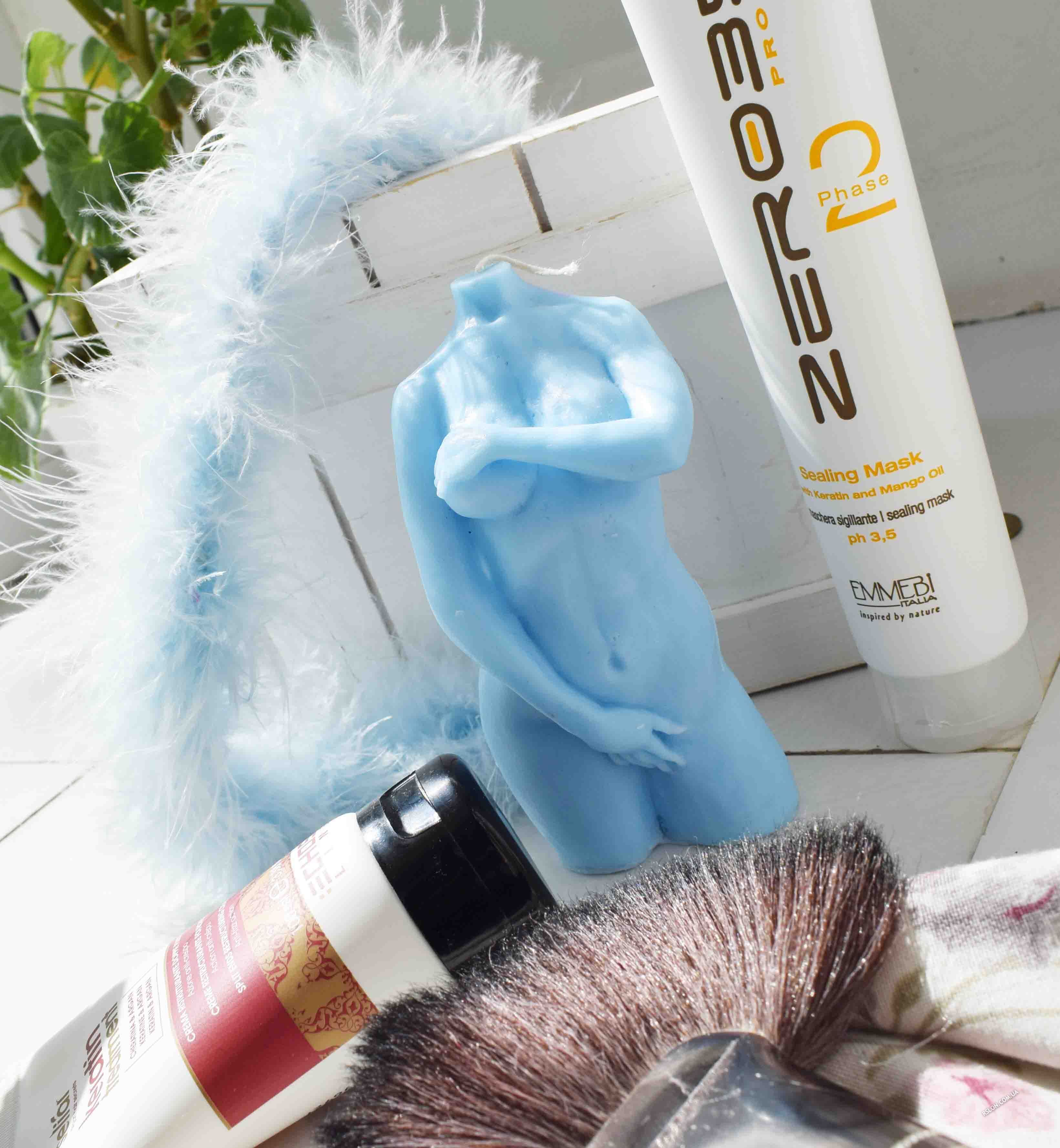 Свічка жіноча фігура "Афродіта".Колір: Блакитний Висота: 13.5 см. Матеріал: парафін