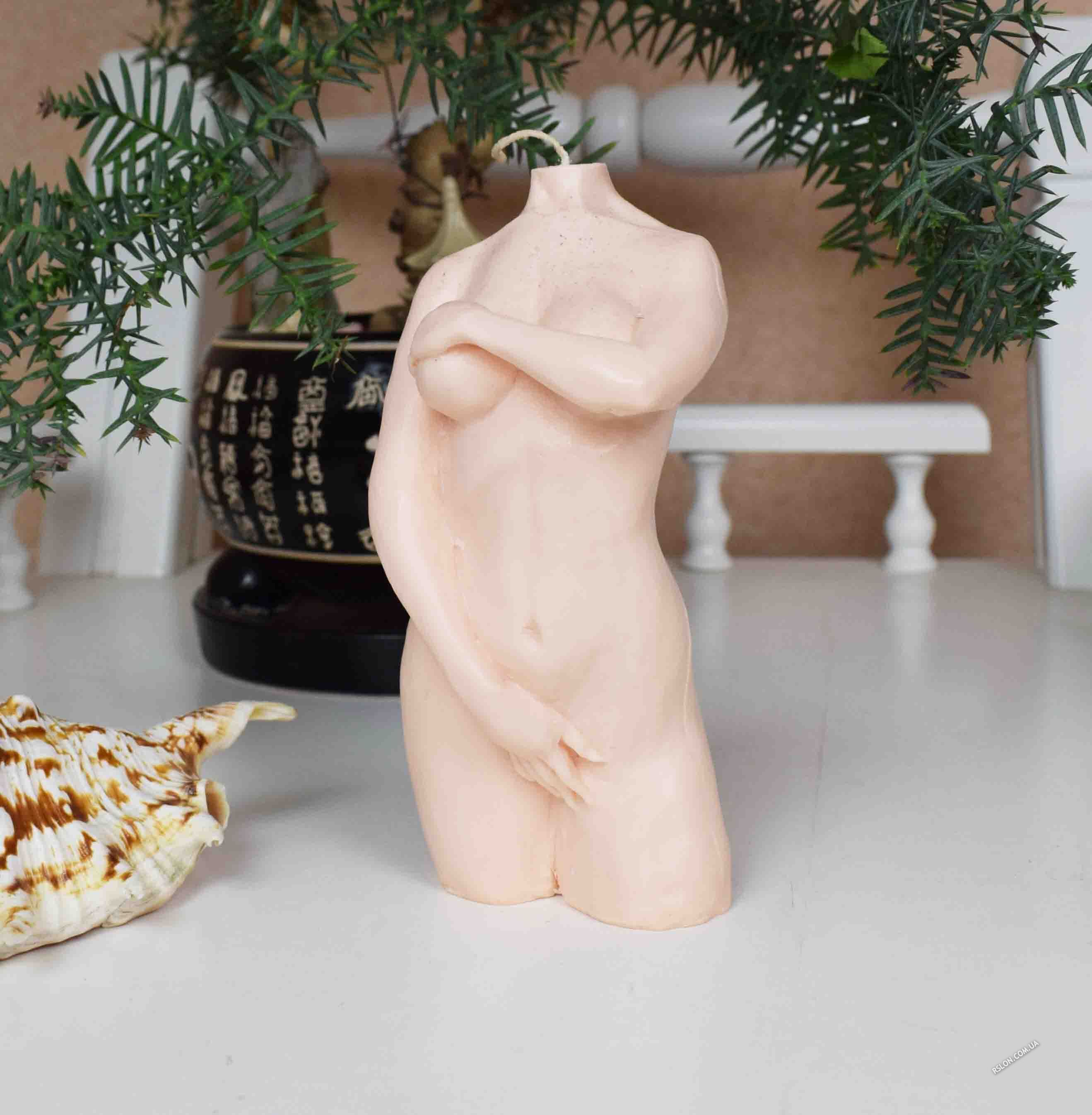 Свічка жіноча фігура "Афродіта".Колір: тілесний Висота: 13.5 см. Матеріал: парафін