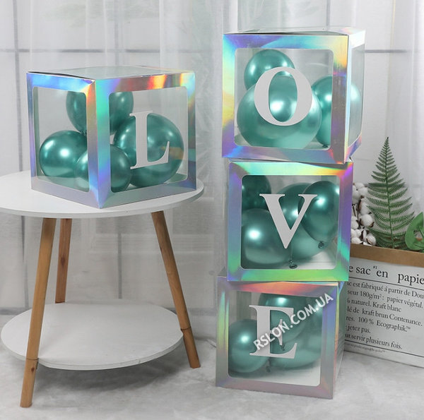 Набір коробок для повітряних куль "LOVE". Колір: Срібло. Розмір: 30см * 30см.